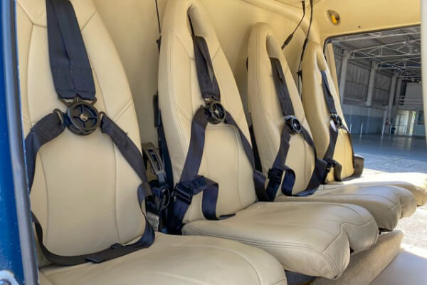 Interior helicoptero