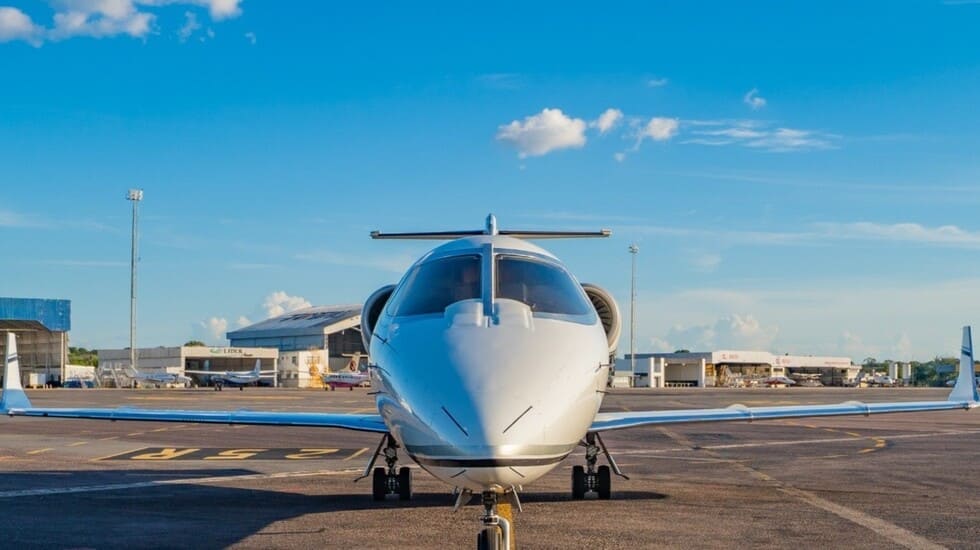 Avi&atilde;o Learjet 60